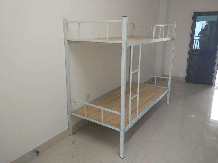学生铁架床（3）